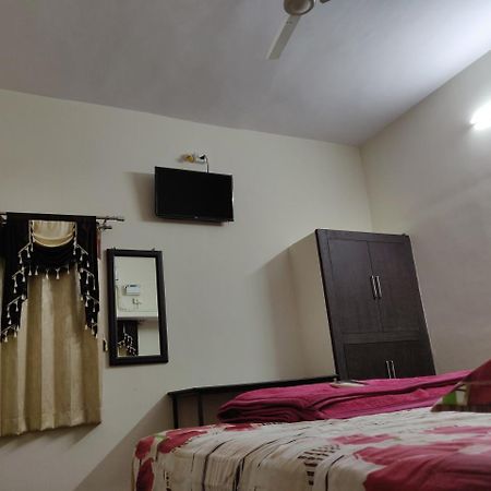 Srb Residency Hotel Tiruvannāmalai Exterior photo