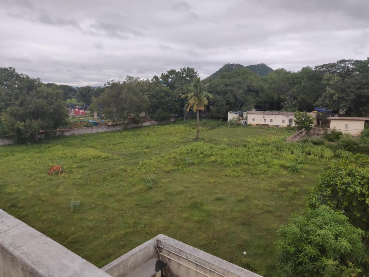 Srb Residency Hotel Tiruvannāmalai Exterior photo