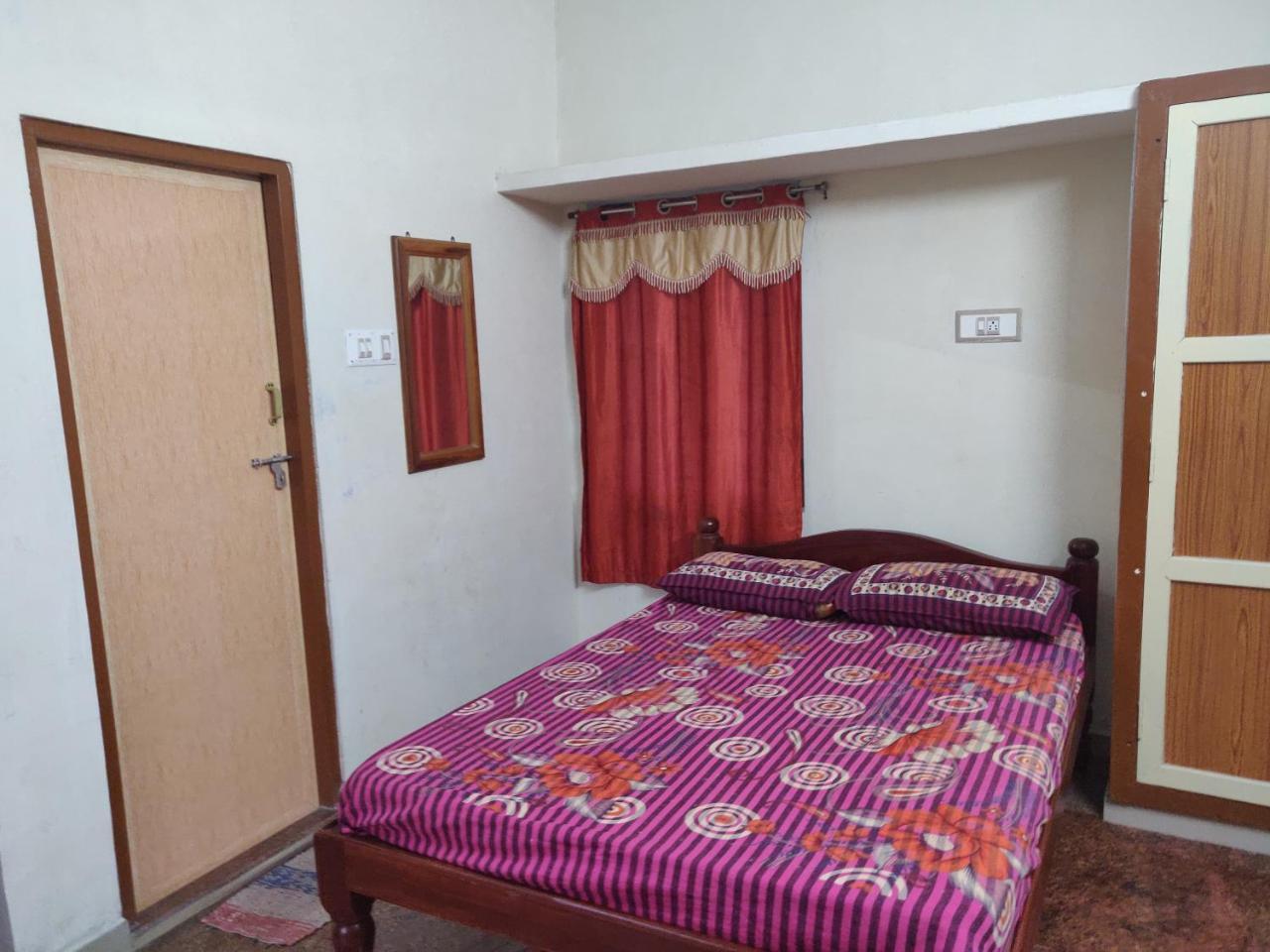 Srb Residency Hotel Tiruvannāmalai Exterior photo