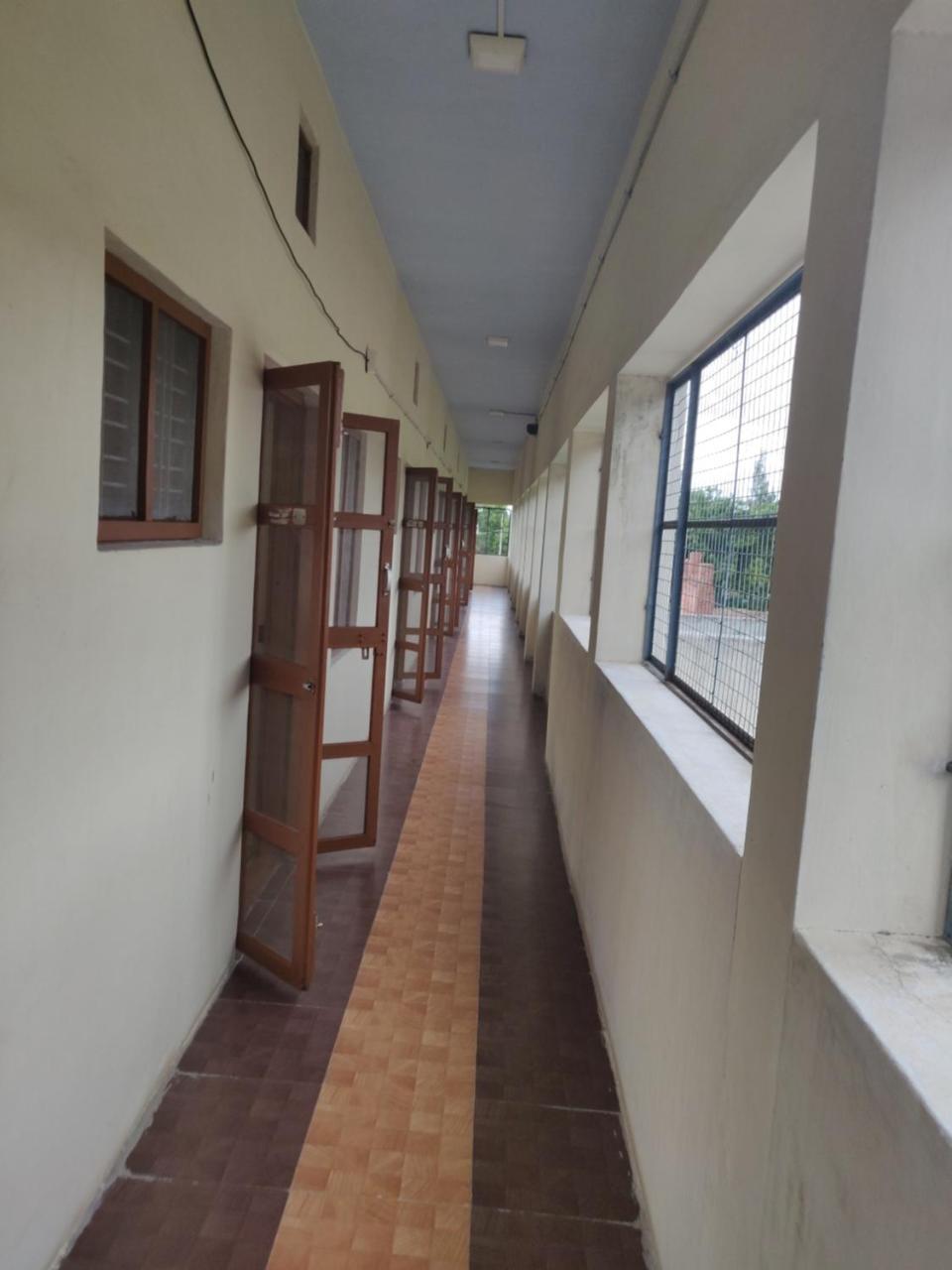 Srb Residency Hotel Tiruvannāmalai Exterior photo